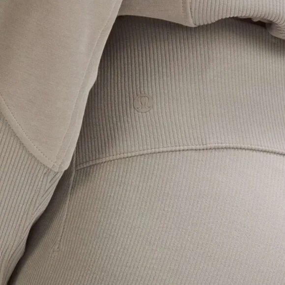 Lululemon Softstreme Ribbed Zip Flared Pant, Riverstone, Size 6 - Picture 3 of 8